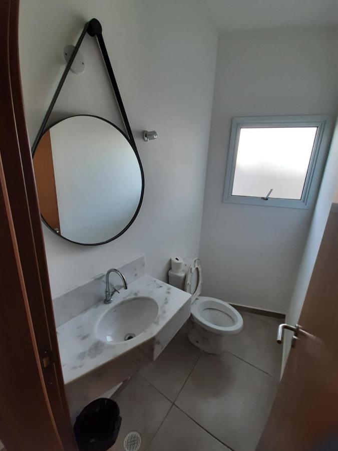 Sobrado Frente Ao Sesc, Wifi 300Mb, 2 Vagas Auto, Cozinha, Churrasqueira, Moderno E Reformado Bertioga Eksteriør billede